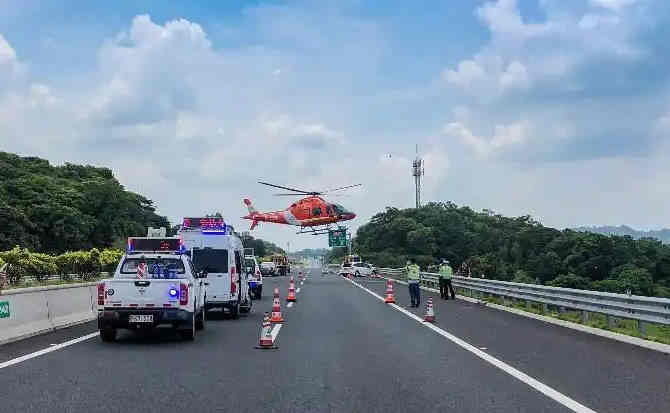 千山区高速公路汽车救援案例